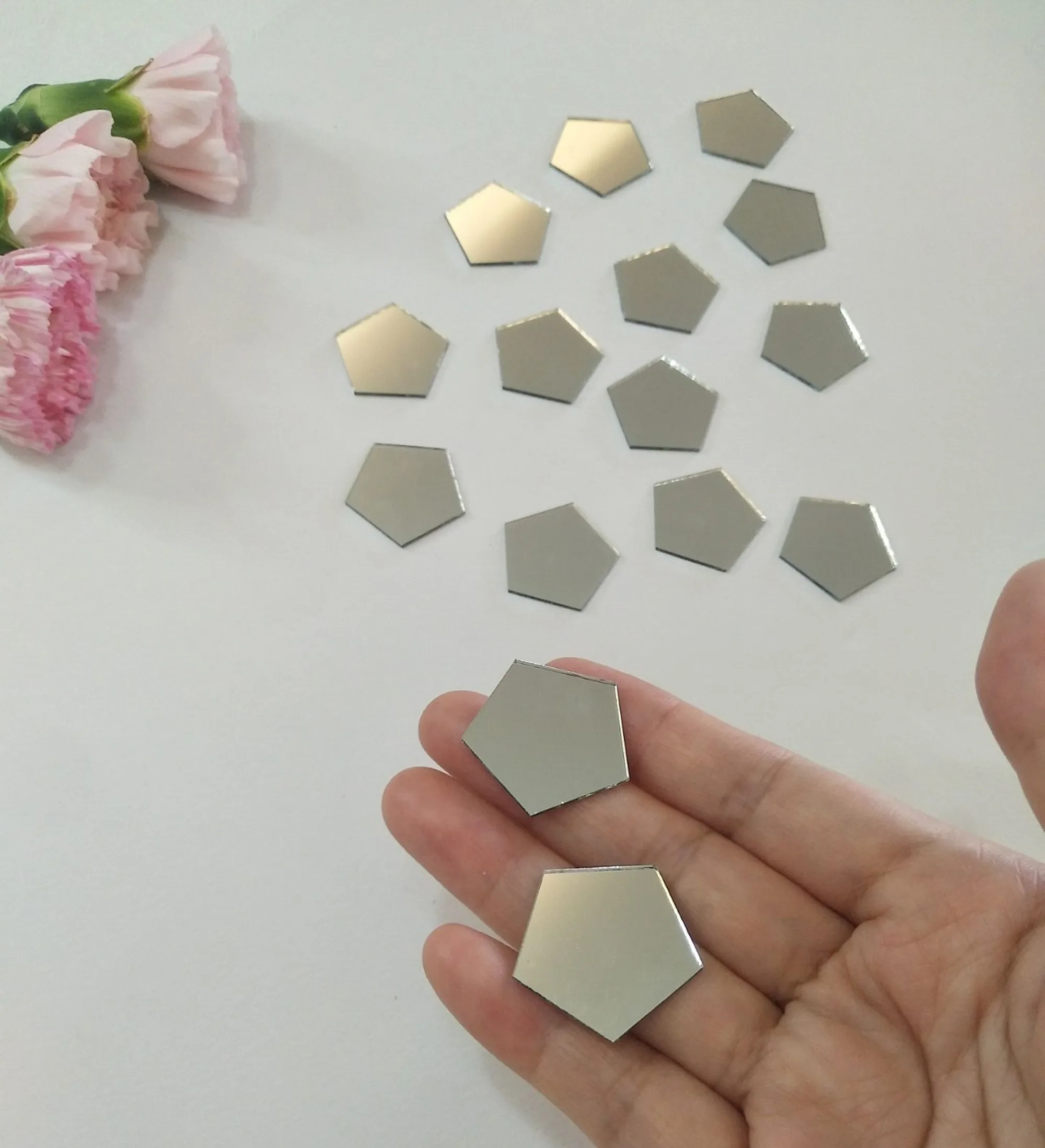 Carreaux de mosaïque de miroir en forme de pentagone